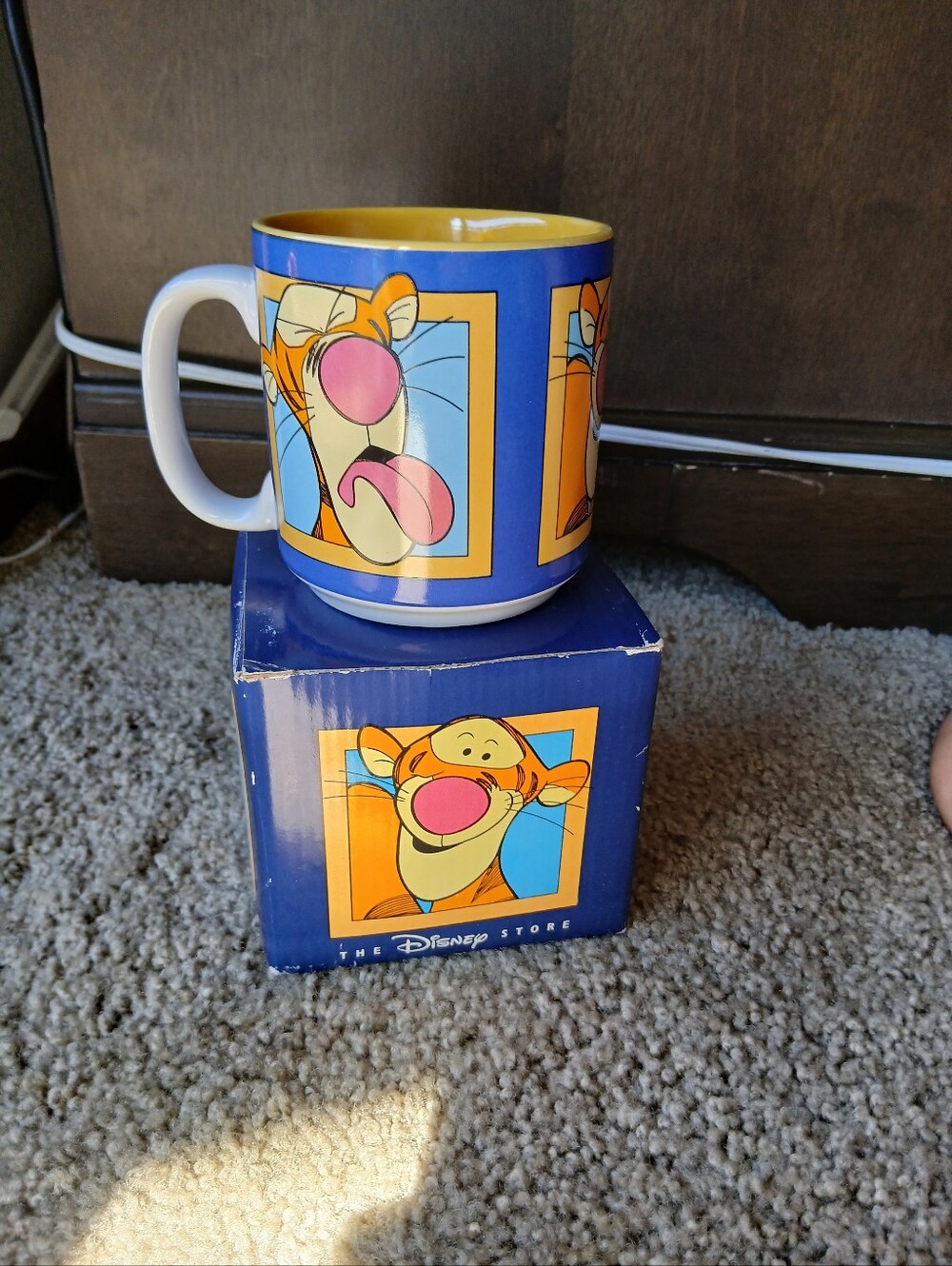 NWT Vintage Disney Tigger Ceramic Mug Collectors Item